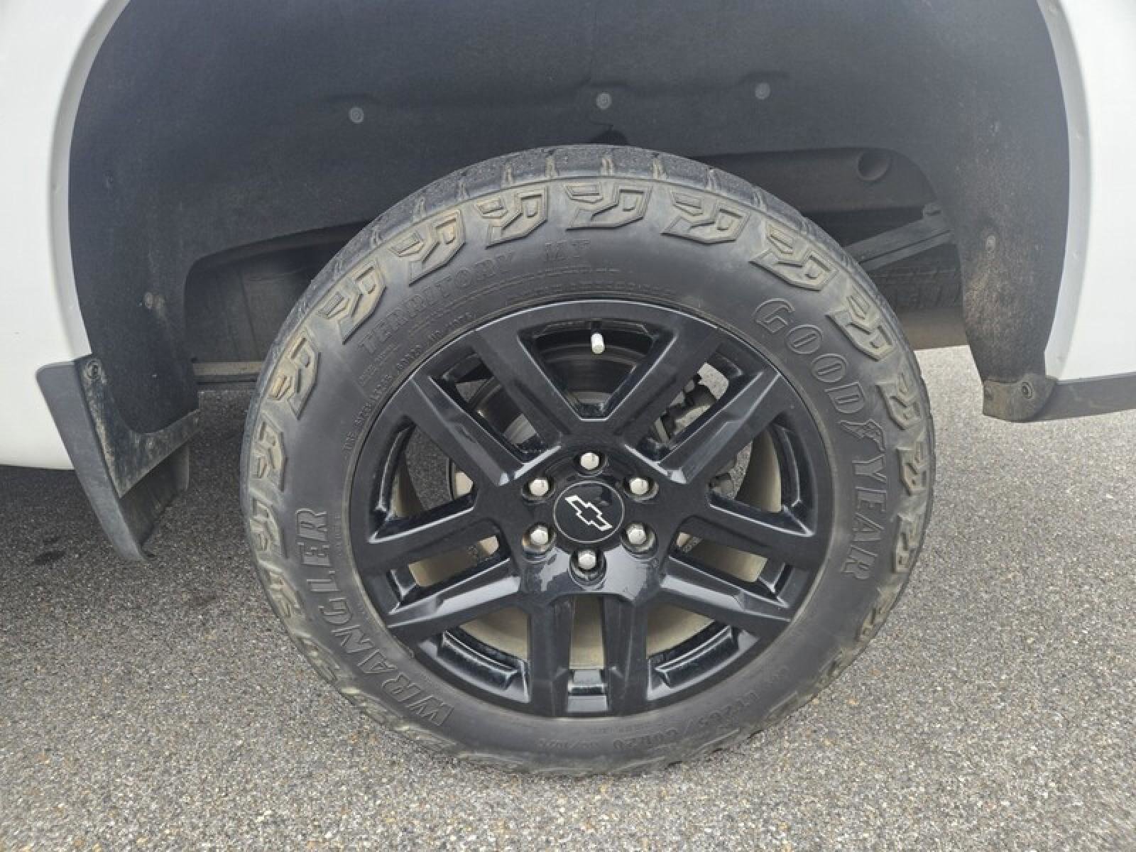 Used 2023 Chevrolet Silverado 1500 LT Trail Boss w/ Protection Package image 7