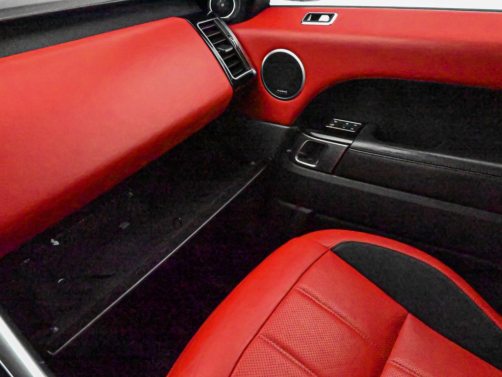 Used 2020 Land Rover Range Rover Sport HSE Dynamic image 17