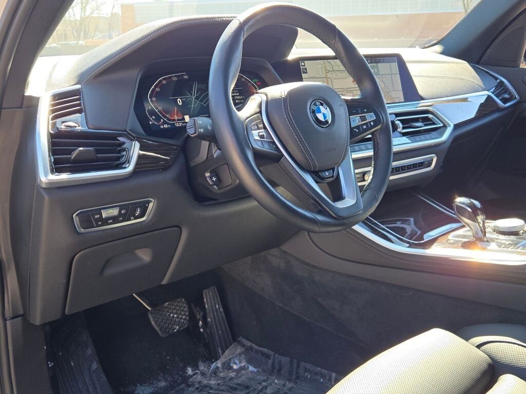 Used 2023 BMW X5 xDrive40i image 25