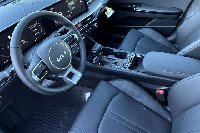 New 2025 Kia K5 EX image 10