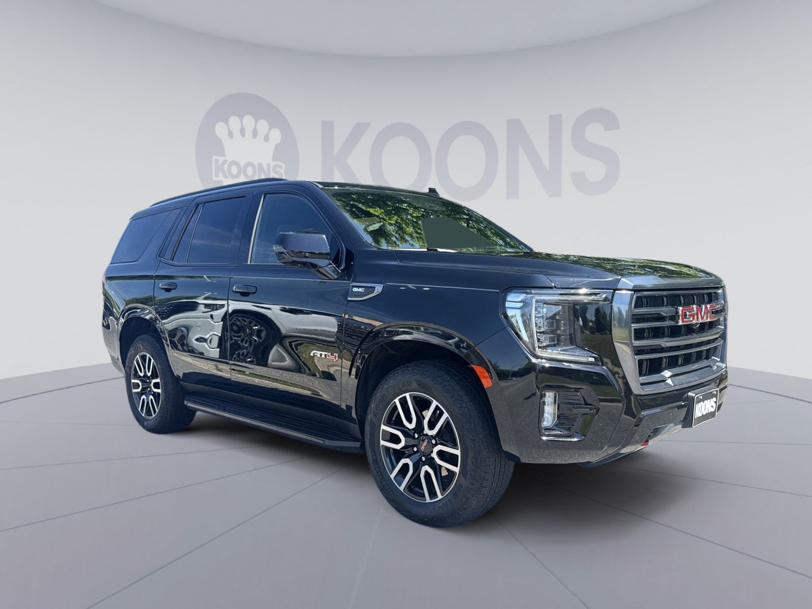 Used 2024 GMC Yukon AT4 w/ Technology Package AWD/4WD image 10