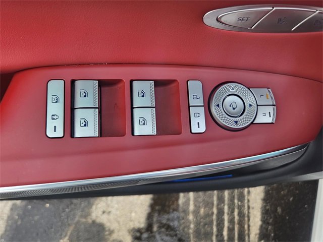 Used 2025 Genesis GV70 3.5T Sport w/ Sport Advanced Package image 20