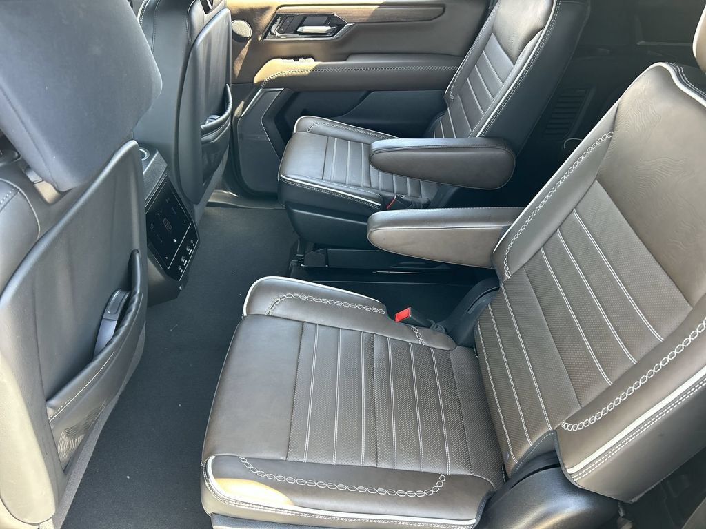 Used 2026 GMC Yukon XL Denali Ultimate AWD/4WD image 26