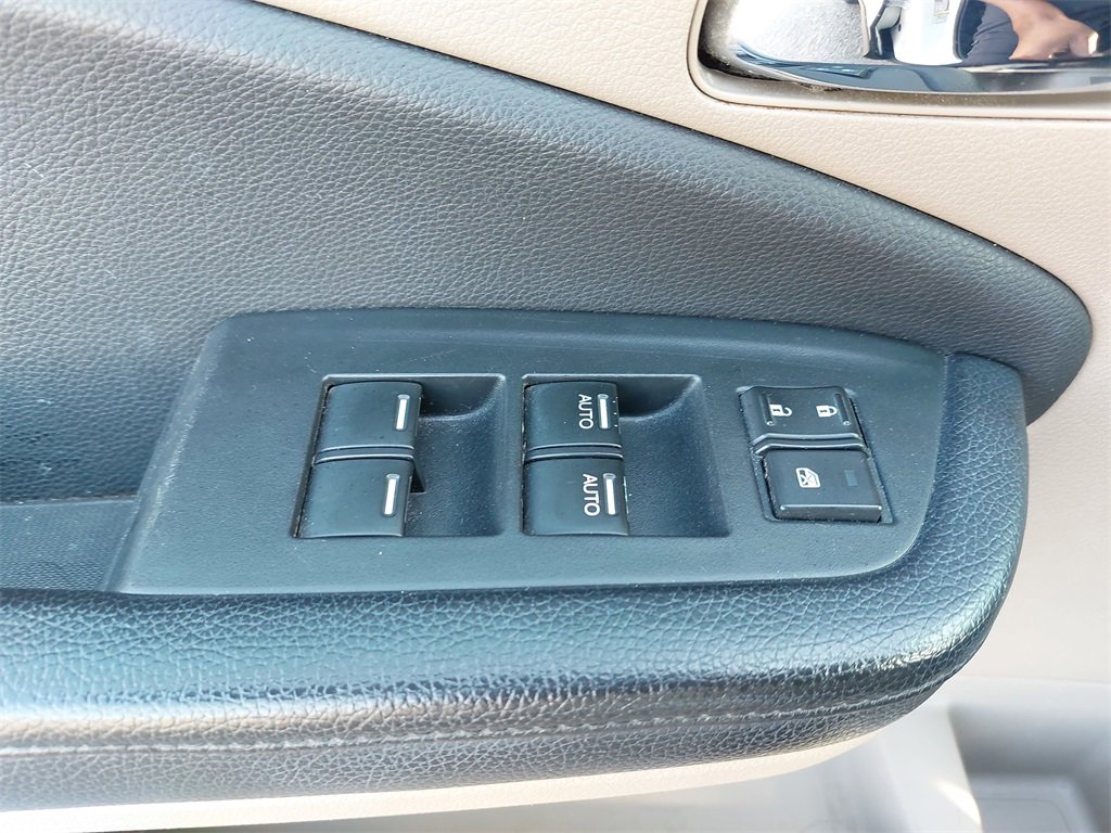 Used 2016 Honda Pilot LX image 25