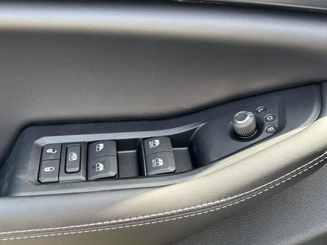 New 2026 Jeep Grand Cherokee L Laredo AWD/4WD image 18