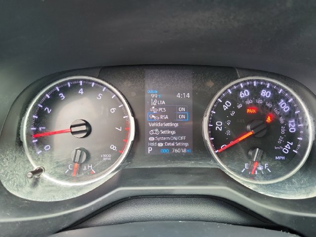 Used 2021 Toyota RAV4 LE FWD image 19