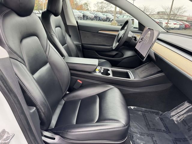 Used 2021 Tesla Model 3 Standard Range Plus image 10