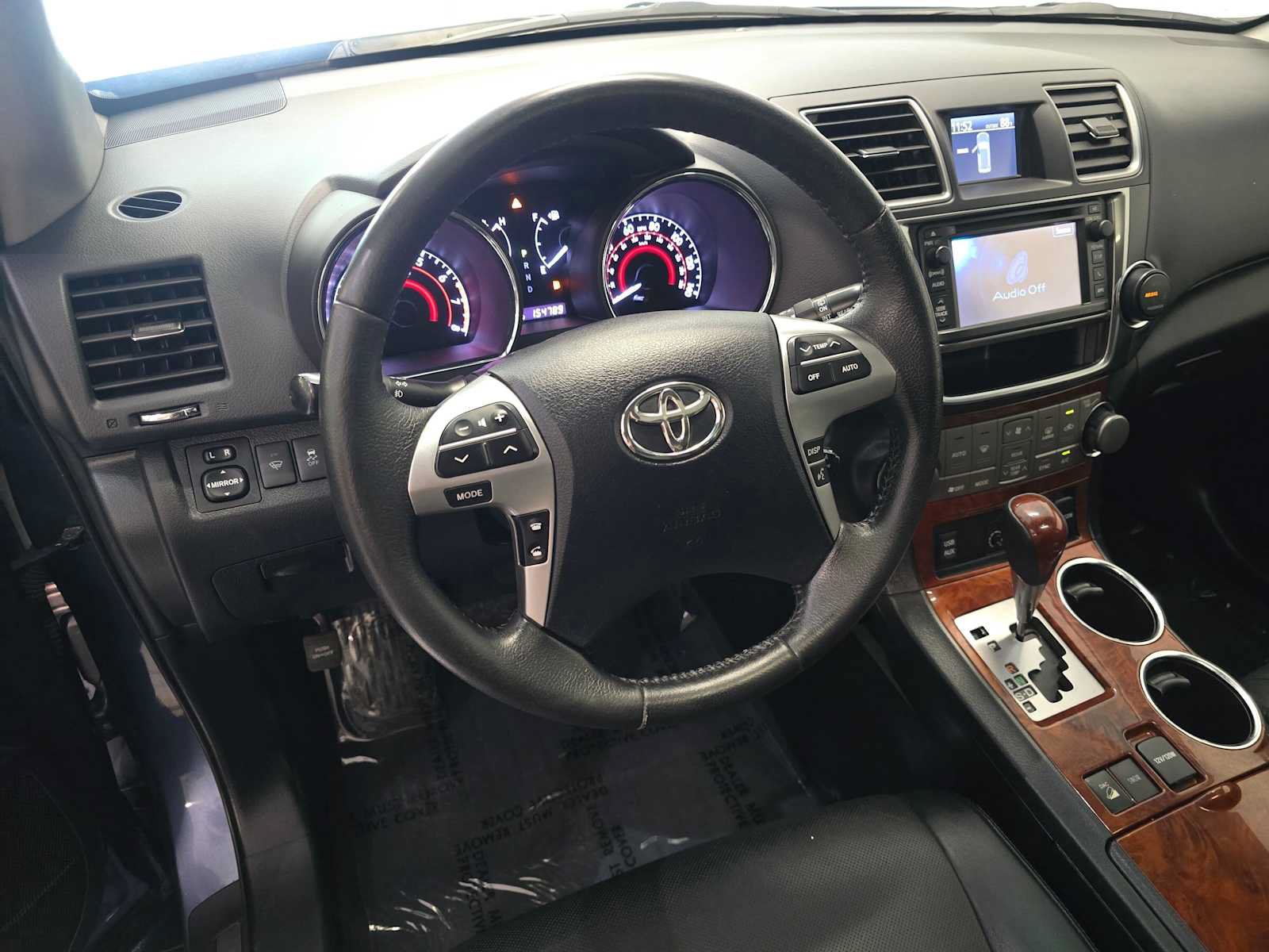 Used 2013 Toyota Highlander Limited AWD/4WD image 2