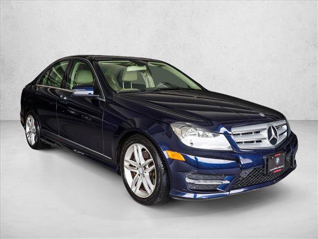 Used 2013 Mercedes-Benz C 300 4MATIC Sedan image 3