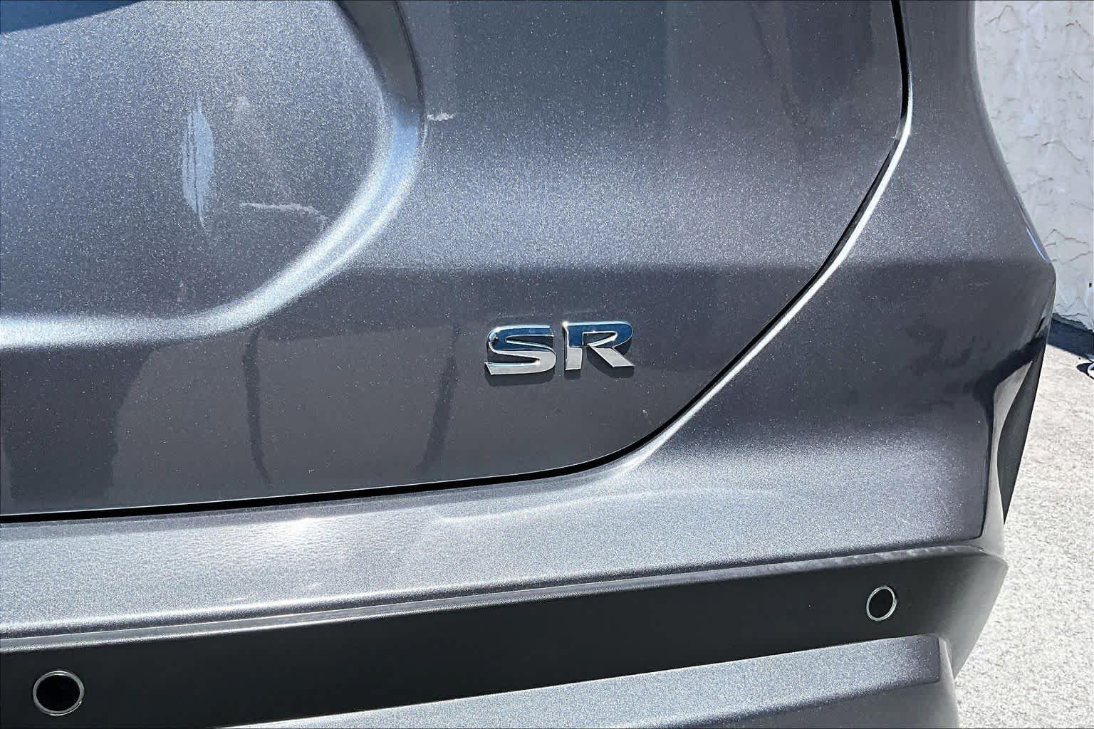 Used 2023 Nissan Kicks SR w/ SR Premium Package FWD image 10
