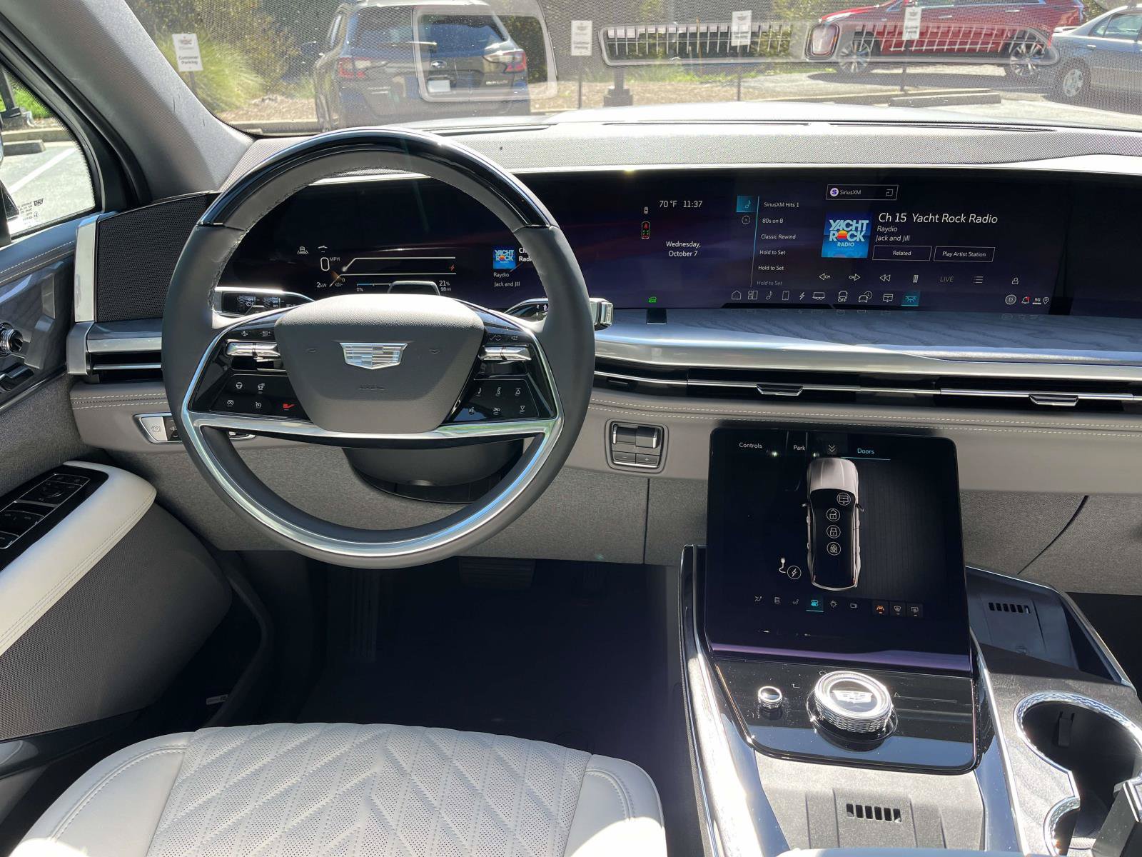 New 2026 Cadillac Escalade IQL Sport 1 w/ LPO, ONYX Package AWD/4WD image 13