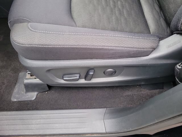 Used 2024 Nissan Pathfinder SV FWD image 15