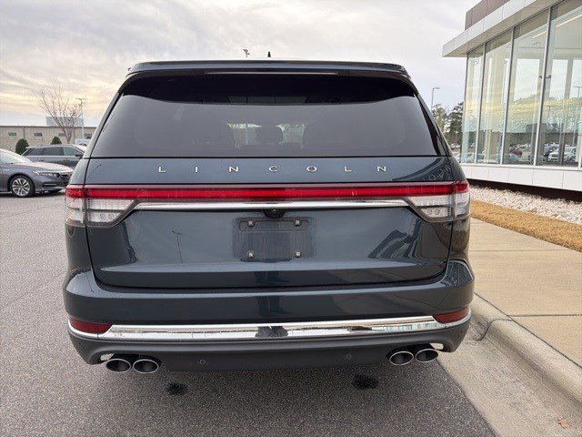 Used 2022 Lincoln Aviator Reserve w/ Equipment Group 201A image 4