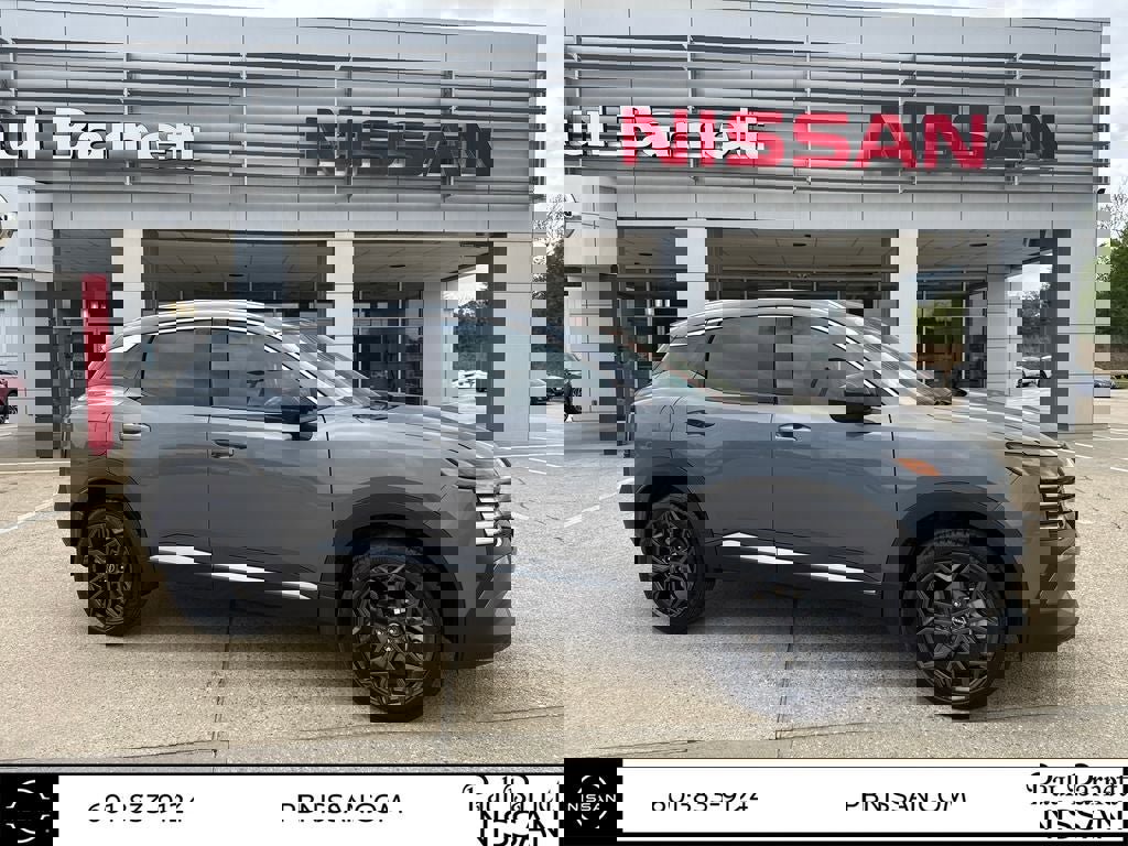 New 2026 Nissan Kicks SR image 3