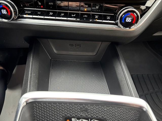 Used 2025 Chevrolet Equinox ACTIV image 19