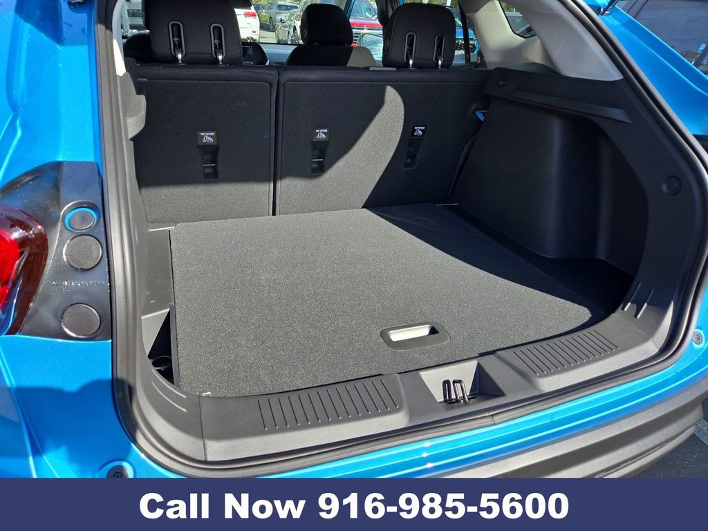 New 2026 Chevrolet Trax LS w/ Driver Confidence Package image 28