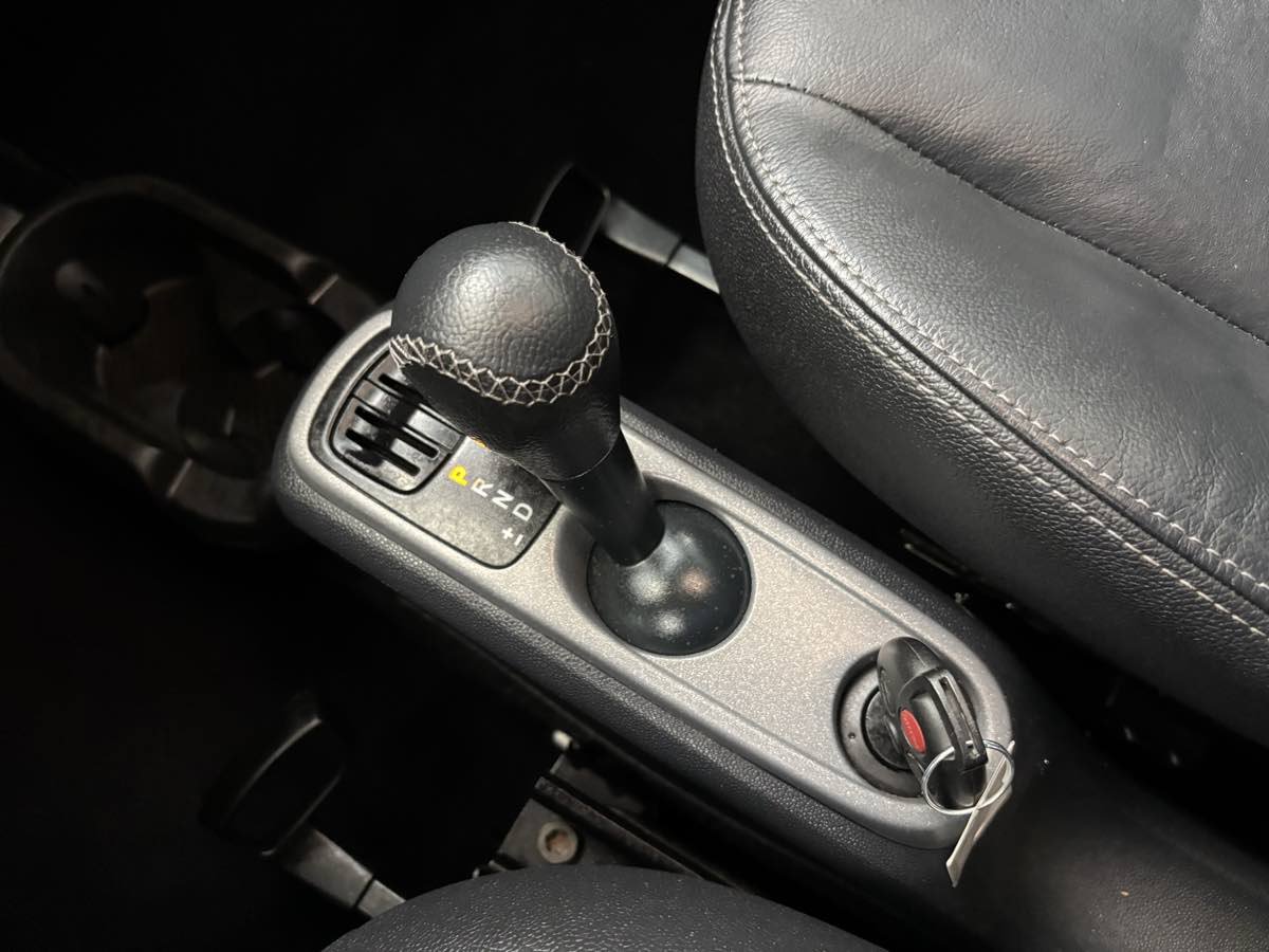 Used 2009 smart fortwo pure RWD image 21