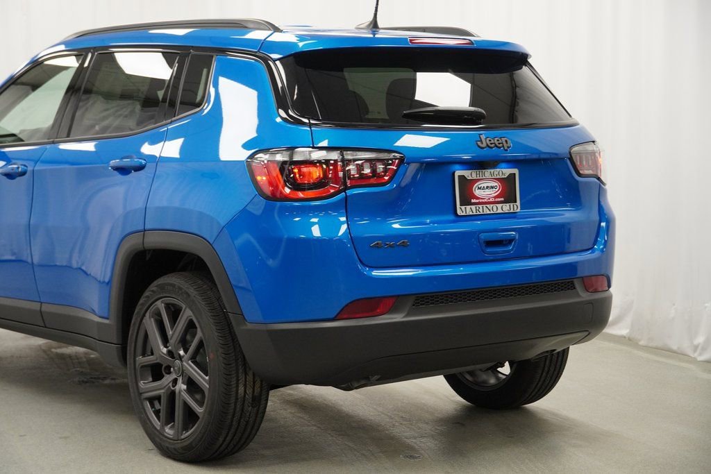 New 2026 Jeep Compass Latitude image 13