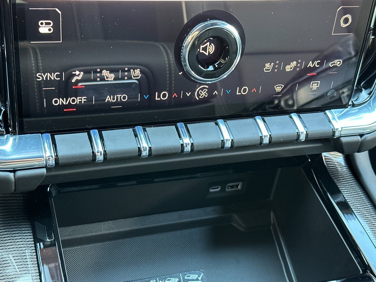 New 2026 GMC Yukon XL Elevation w/ Elevation Premium Package AWD/4WD image 22