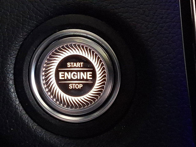 Used 2021 Mercedes-Benz GLC 300 4MATIC image 26