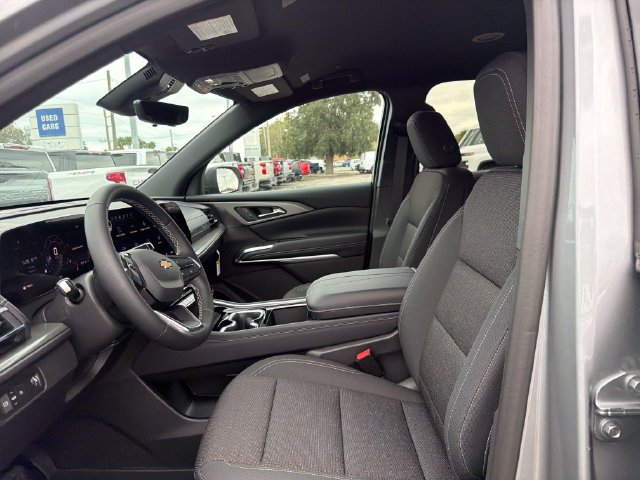 New 2027 Chevrolet Traverse LT w/ Driver Confidence Package FWD image 17