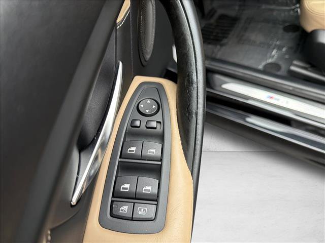 Used 2015 BMW M3 RWD image 11