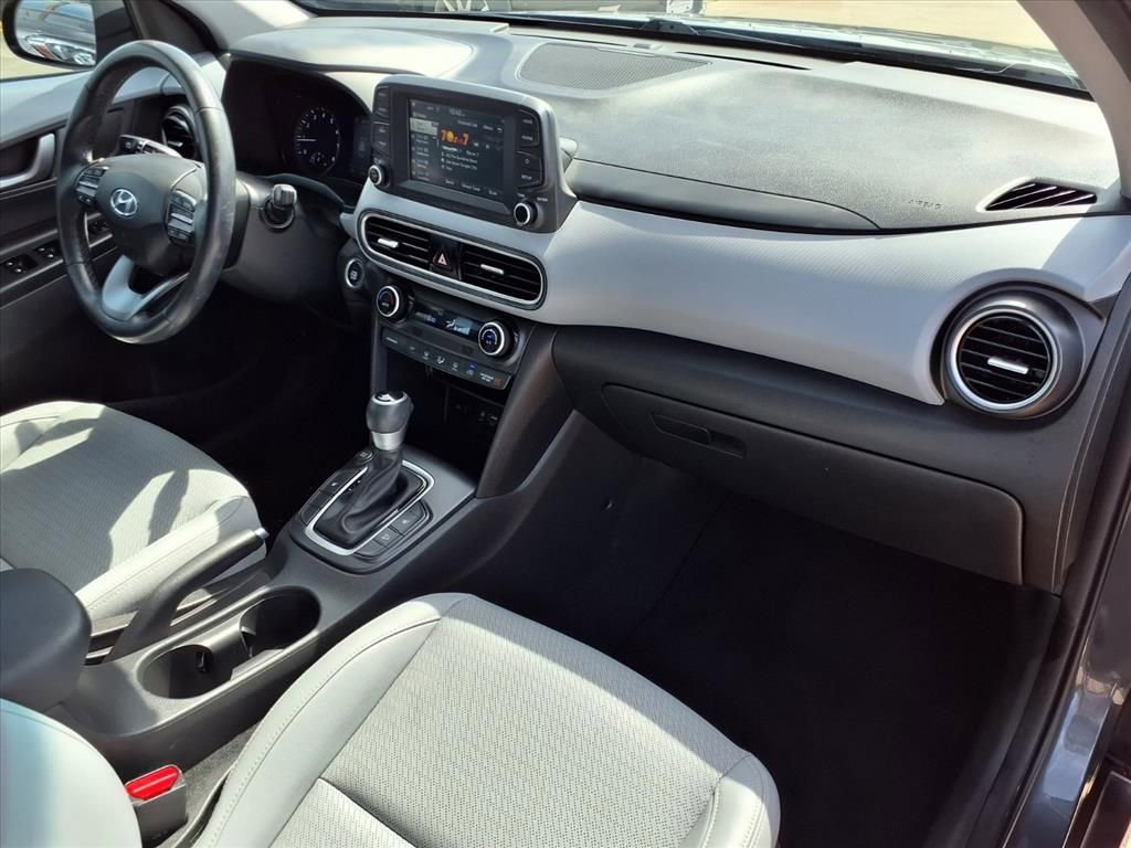 Used 2021 Hyundai Kona Limited FWD image 28