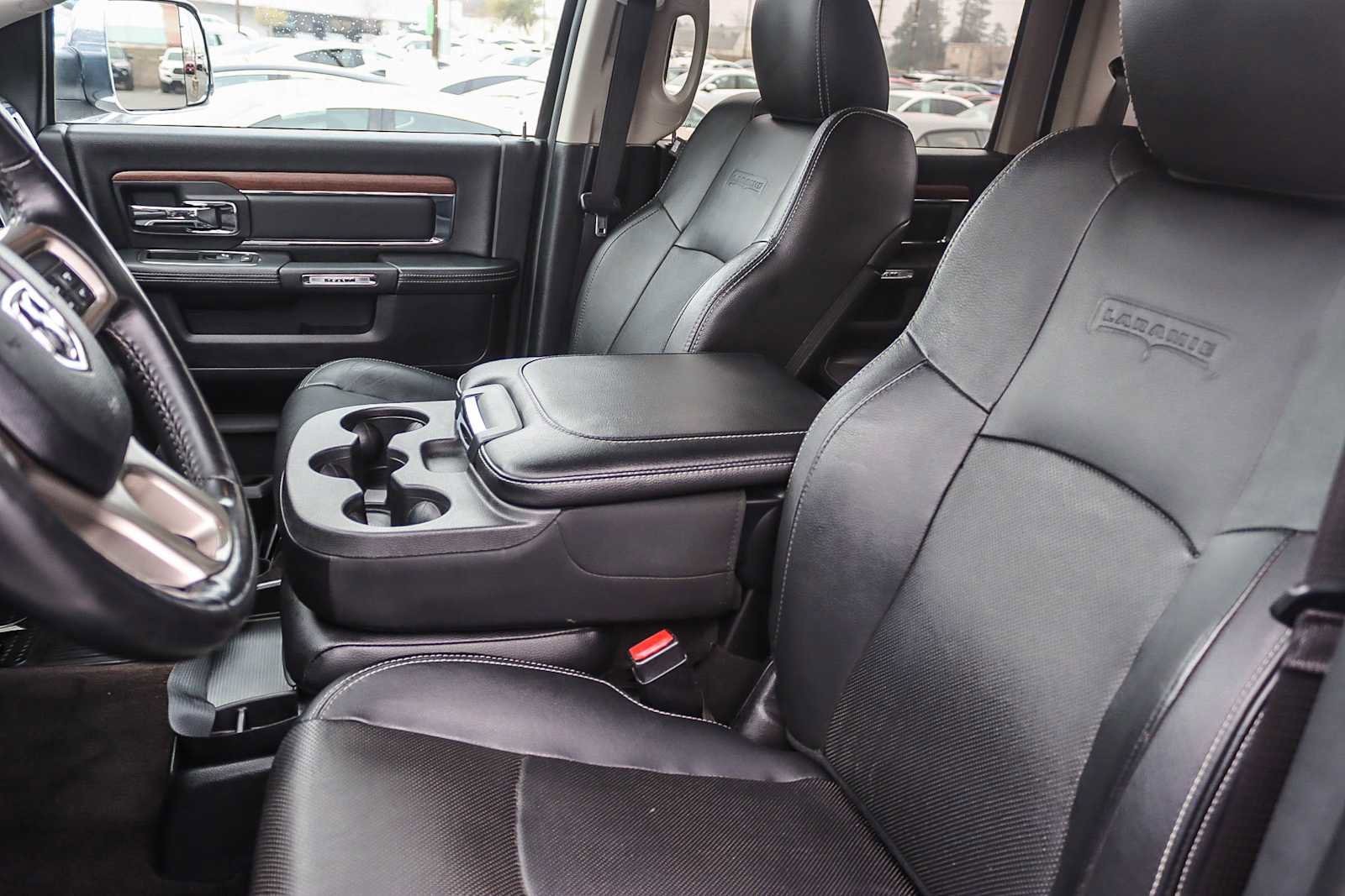 Used 2016 RAM 2500 Laramie w/ Convenience Group image 16