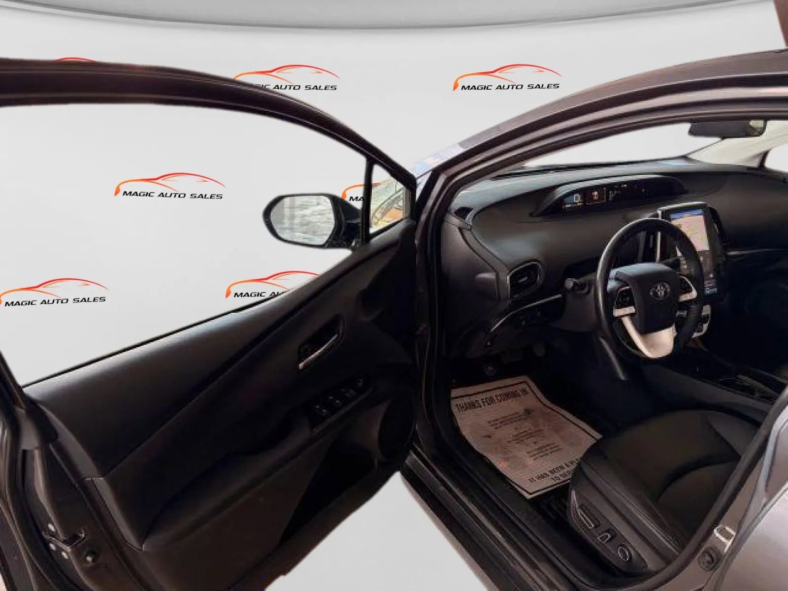 Used 2017 Toyota Prius Prime Premium FWD image 8