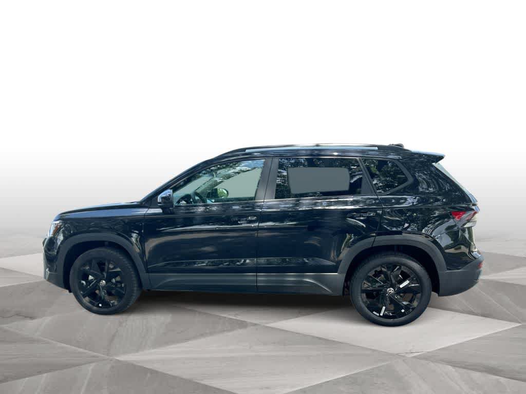 New 2026 Volkswagen Taos SE FWD image 5