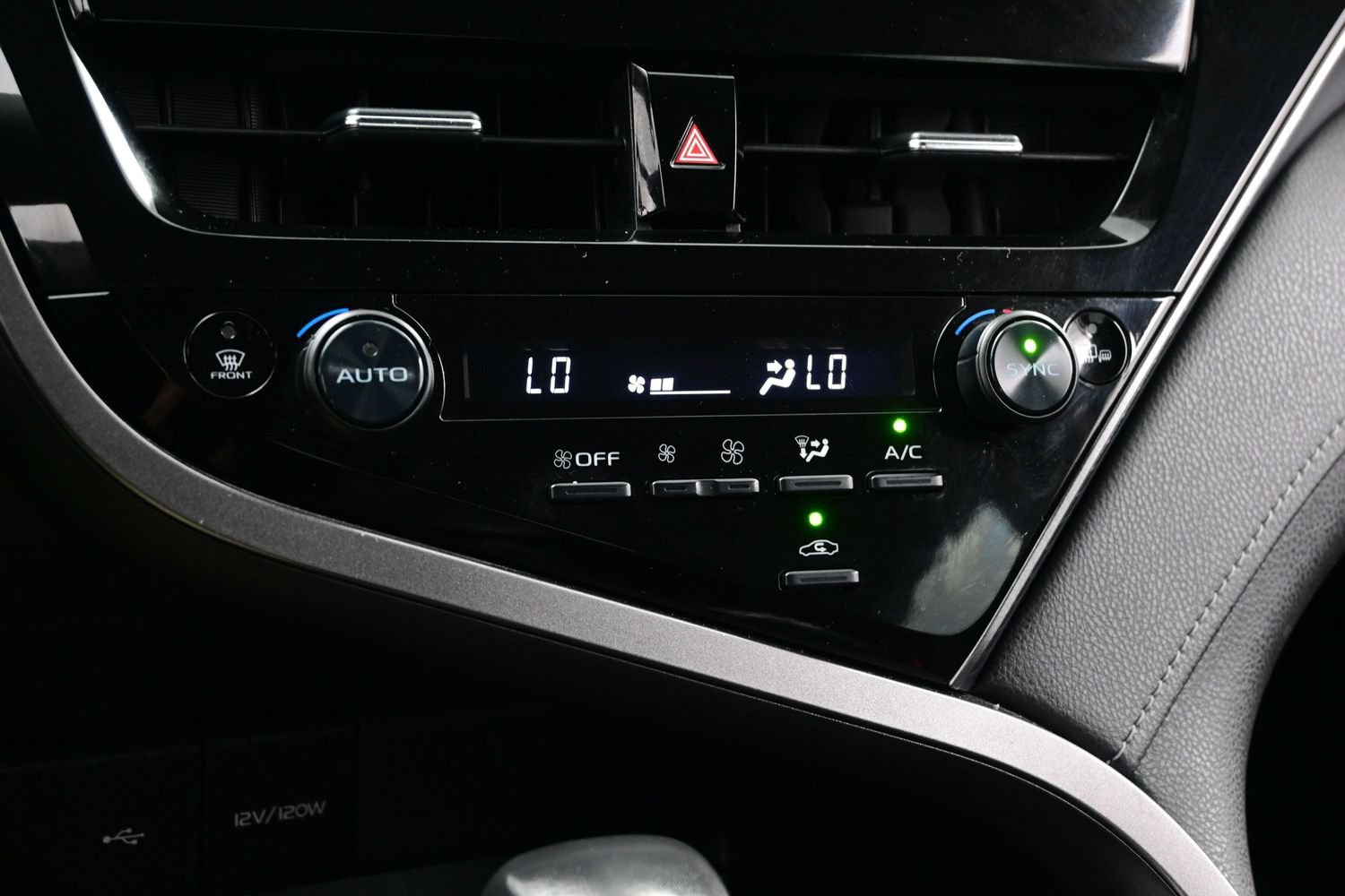 Used 2022 Toyota Camry SE AWD/4WD image 20