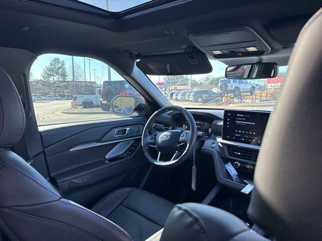 New 2026 Ford Explorer Platinum image 18