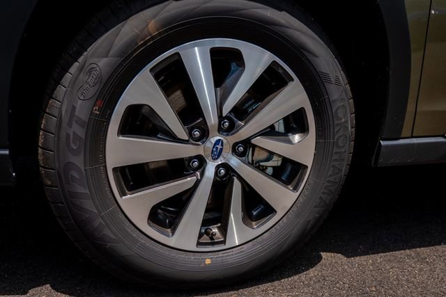 Certified 2025 Subaru Outback Premium image 13