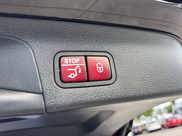 Used 2024 Mercedes-Benz GLS 450 4MATIC image 26