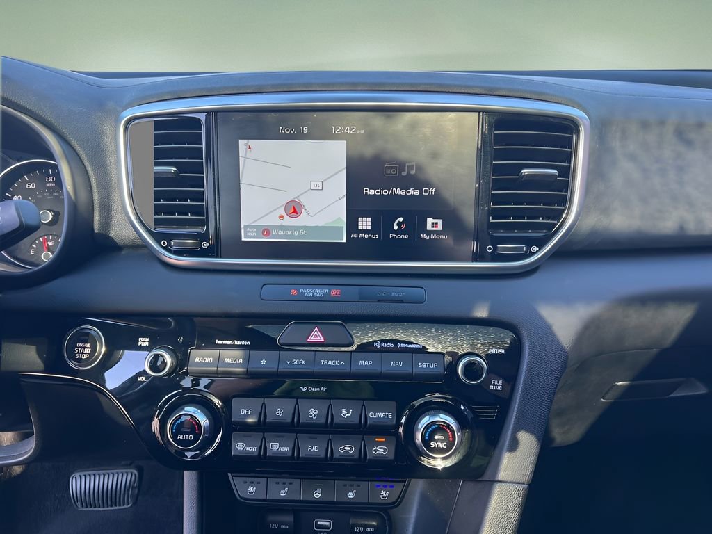 Used 2022 Kia Sportage EX w/ EX Technology Package image 13