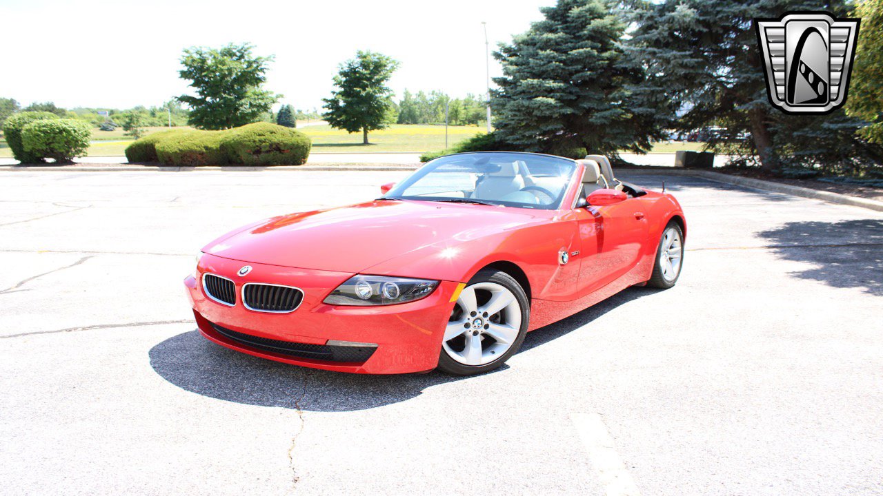 Used 2007 BMW Z4 3.0i image 2