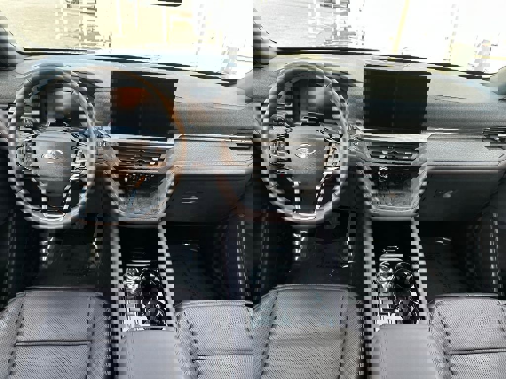 Used 2025 Ford Explorer Platinum w/ LUX Leather Package image 9