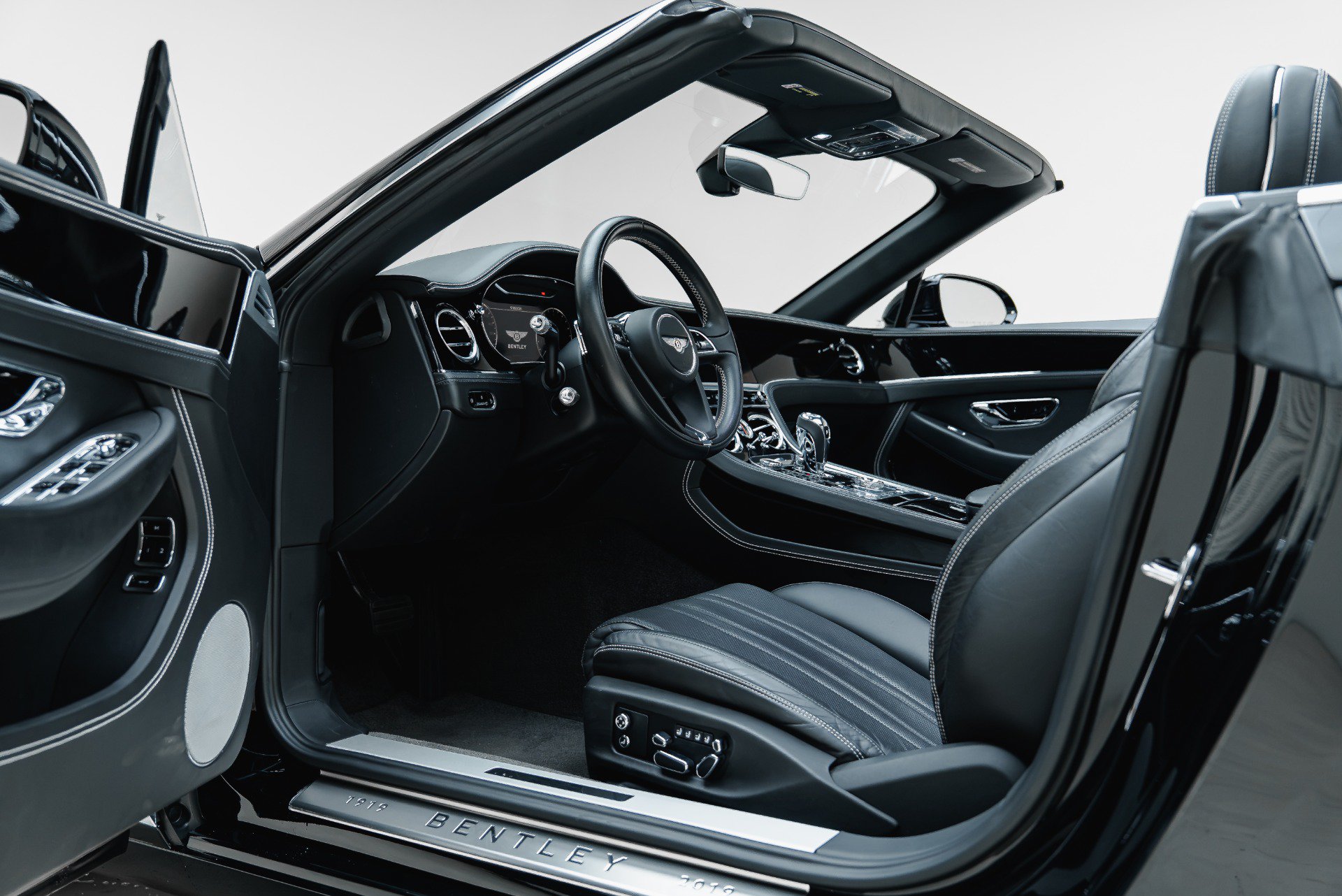 Used 2020 Bentley Continental GT V8 First Edition AWD/4WD image 3