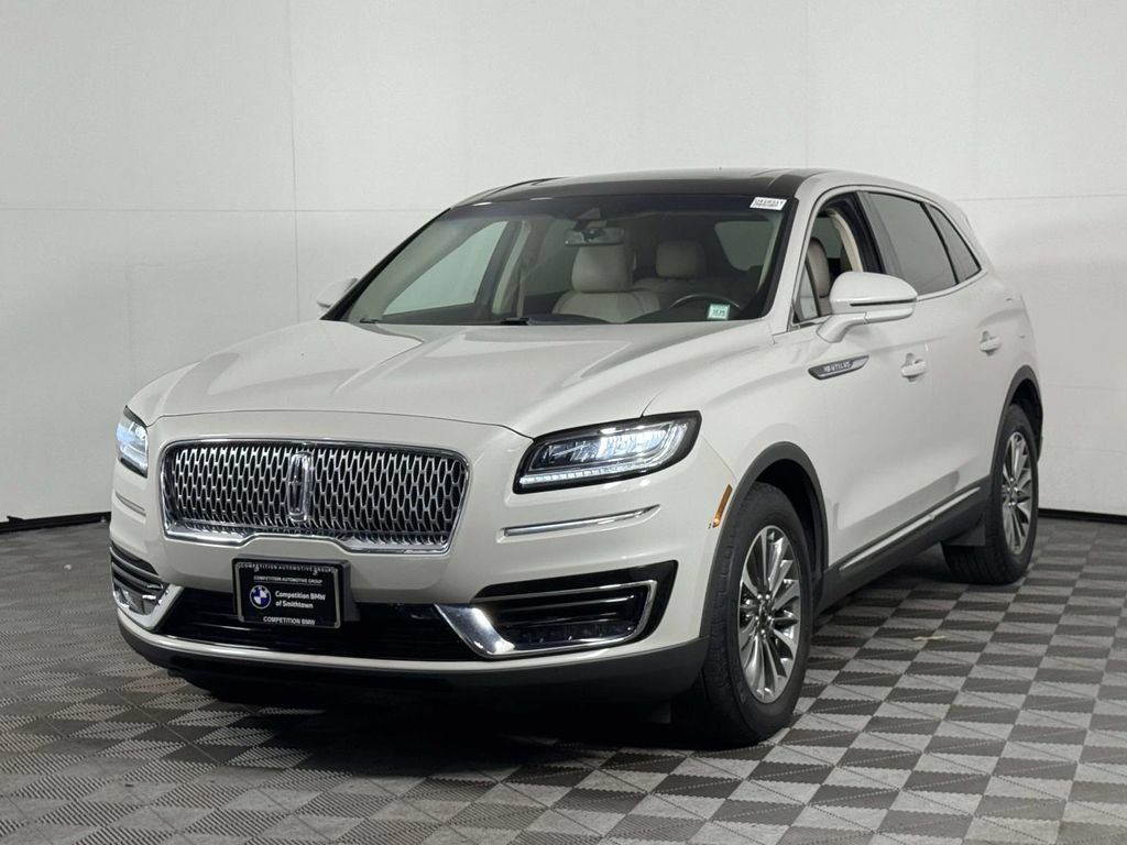 Used 2019 Lincoln Nautilus Select AWD/4WD image 7