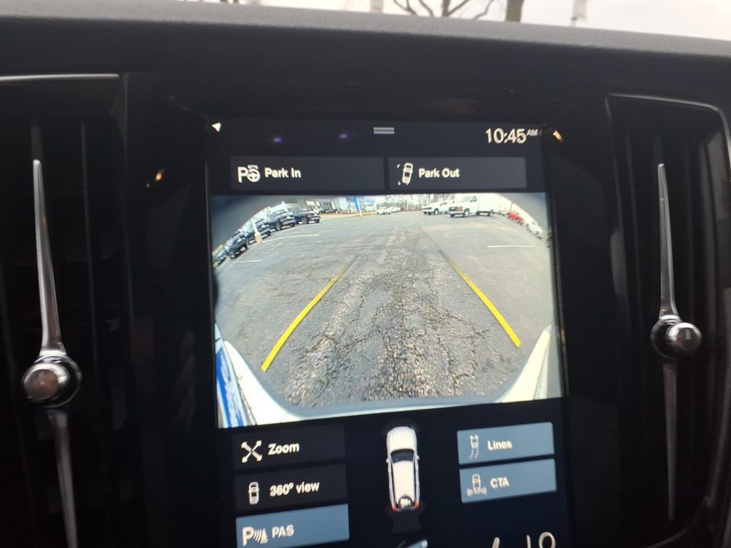 Used 2018 Volvo V90 T6 Cross Country w/ Convenience Package image 11