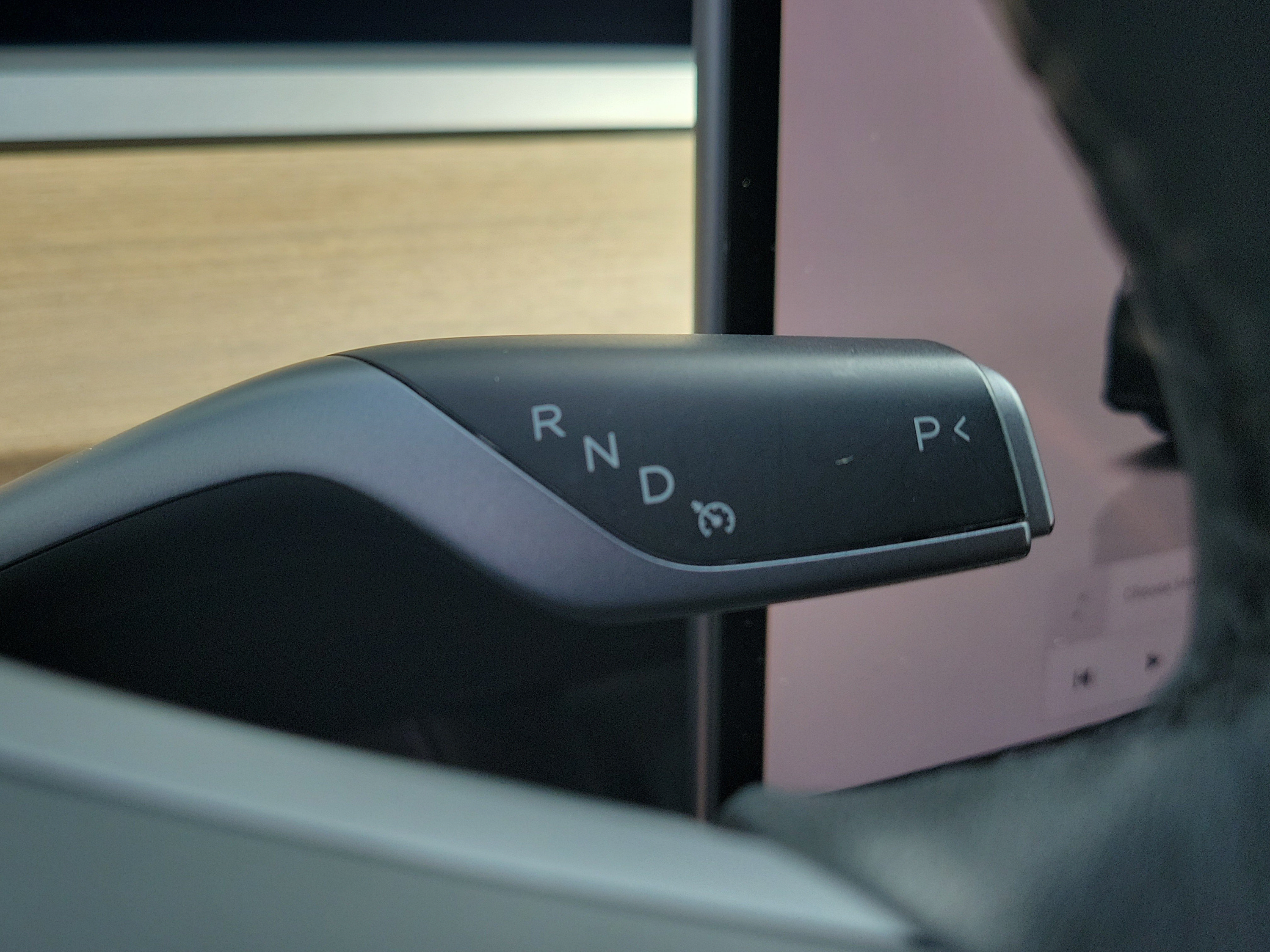 Used 2024 Tesla Model Y Long Range RWD image 27
