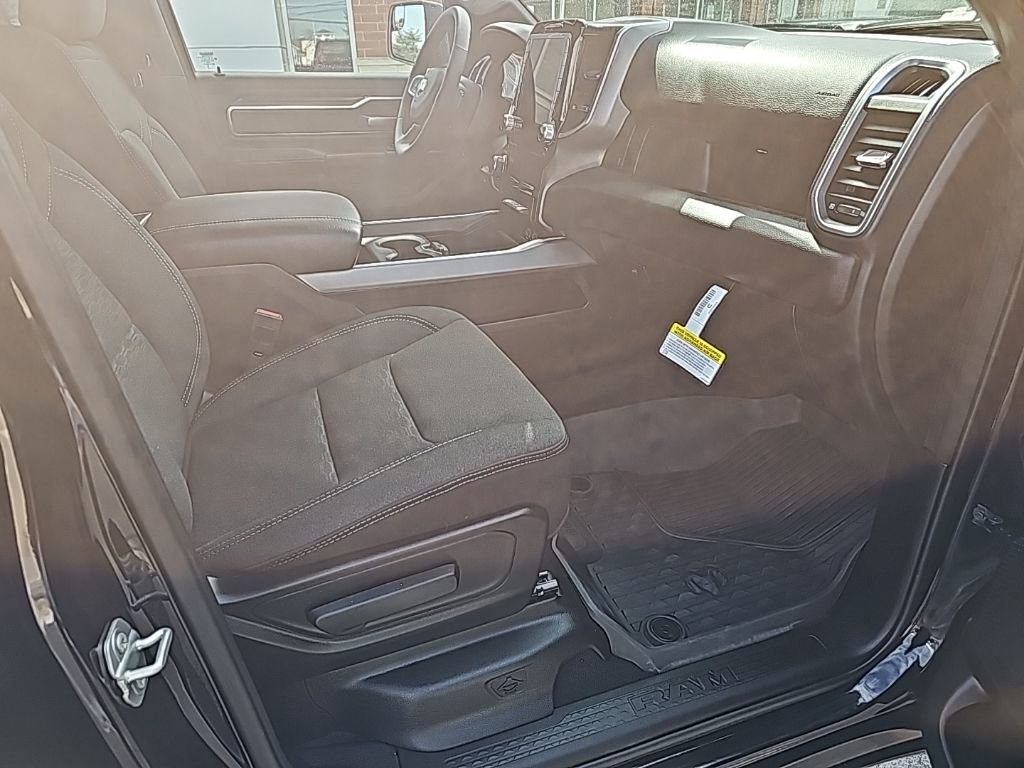 Certified 2025 RAM 1500 Big Horn image 21