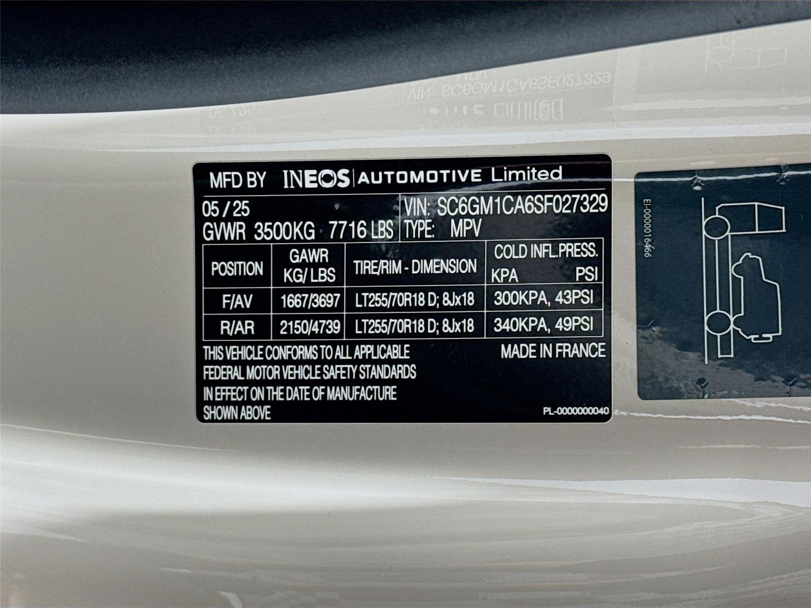 Used 2025 INEOS Grenadier Fieldmaster Edition image 31