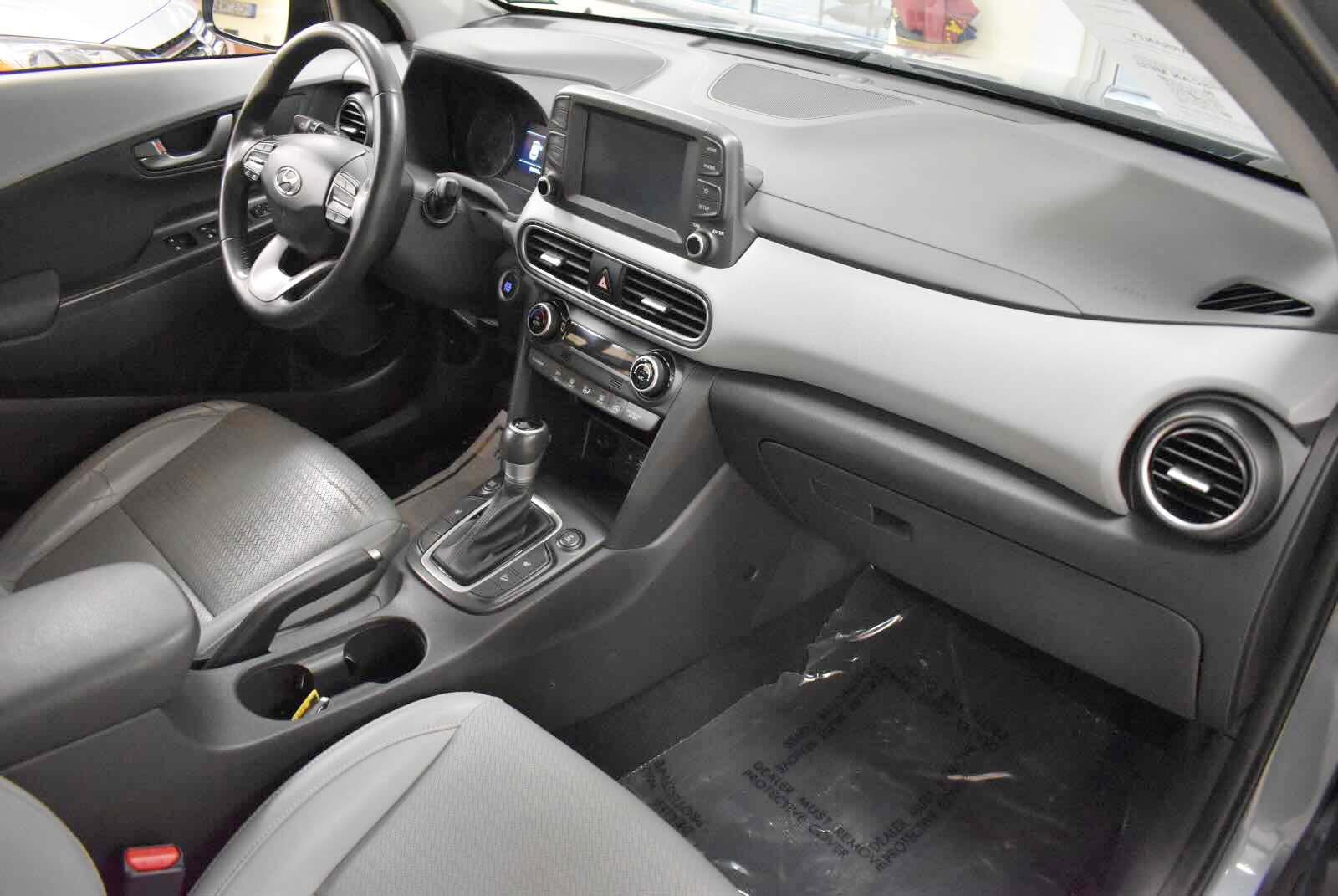 Used 2019 Hyundai Kona Limited AWD/4WD image 42
