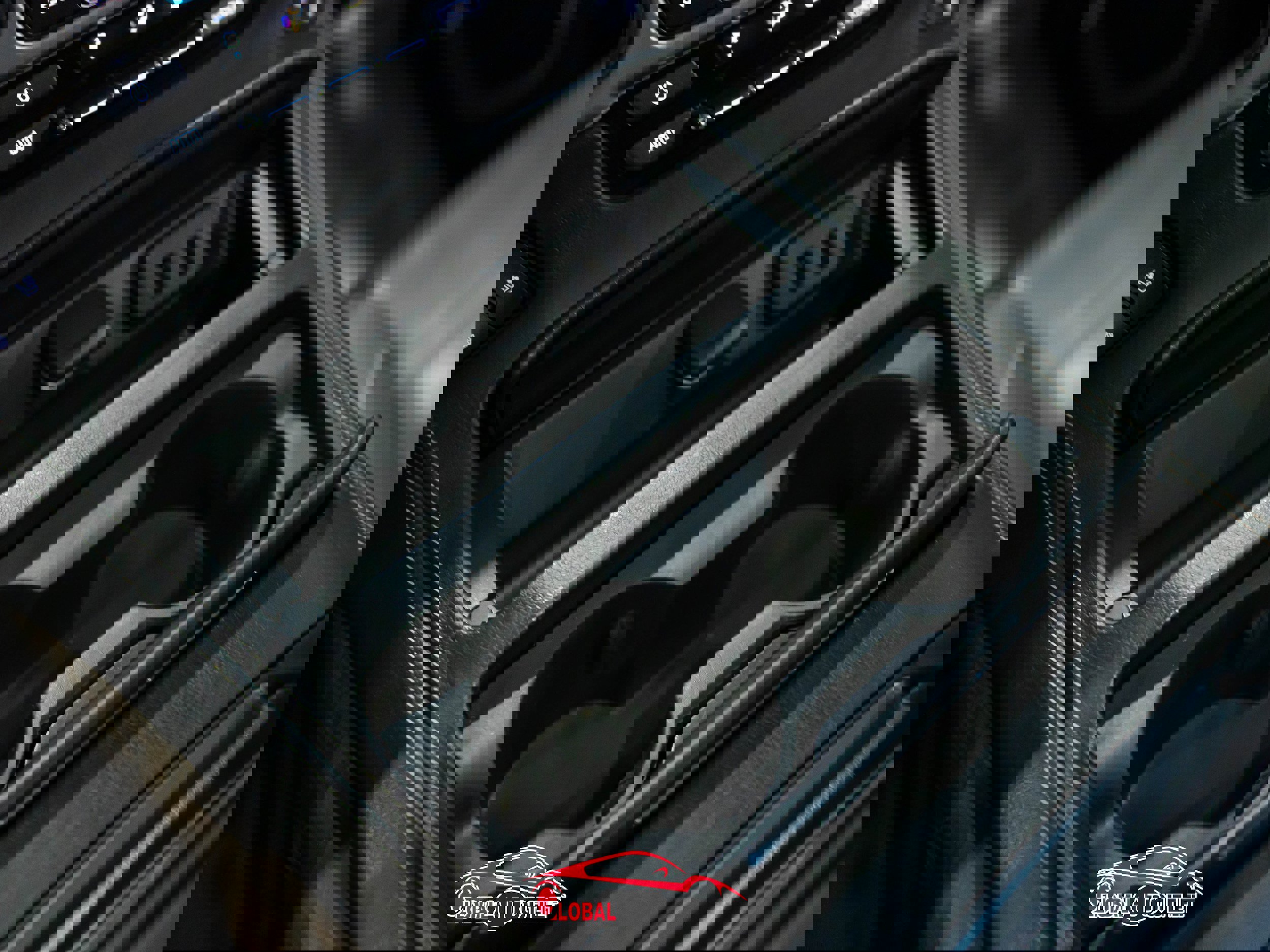 Used 2019 GMC Yukon XL Denali w/ Denali Ultimate Package image 35