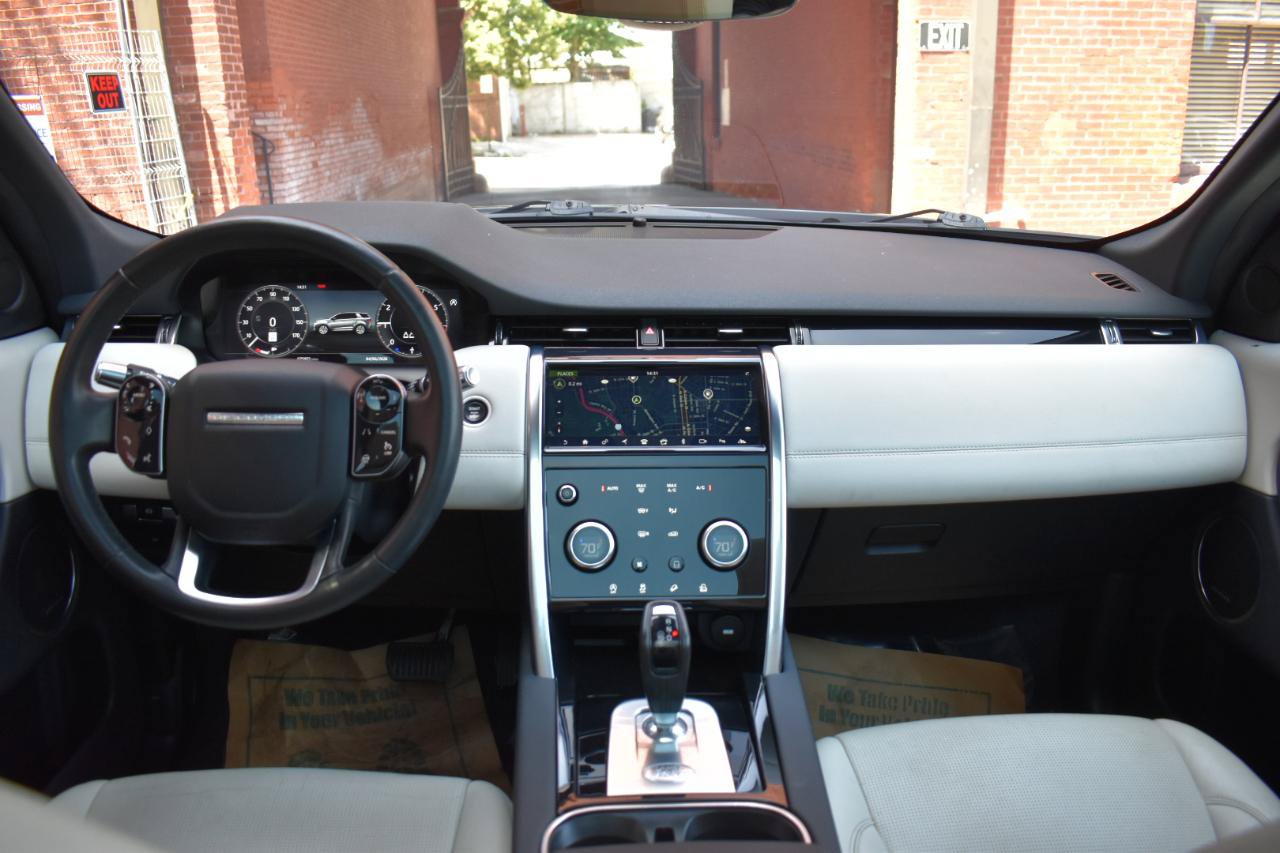 Used 2020 Land Rover Discovery Sport SE AWD/4WD image 21