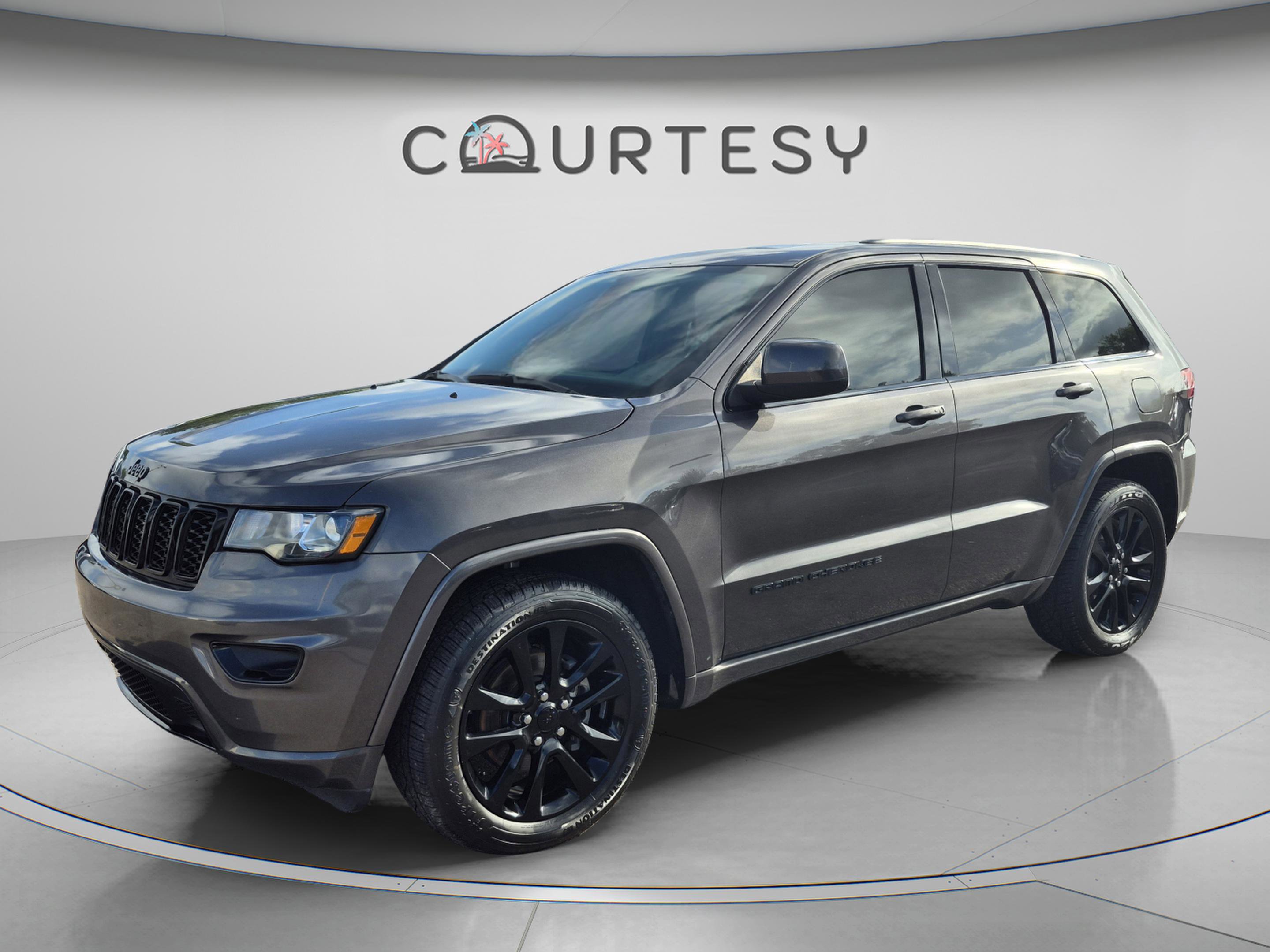 Used 2019 Jeep Grand Cherokee Altitude