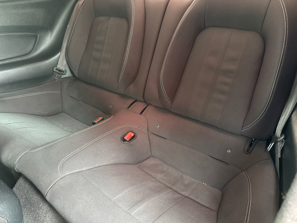 Used 2019 Ford Mustang Coupe RWD image 15