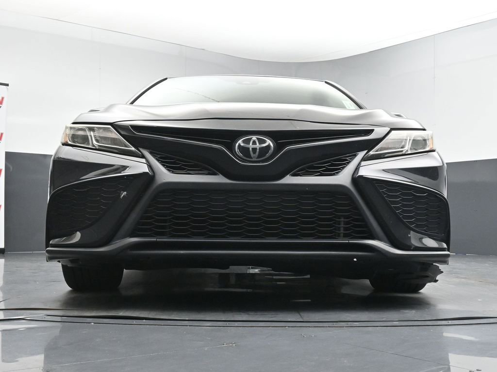 Used 2024 Toyota Camry SE FWD image 19