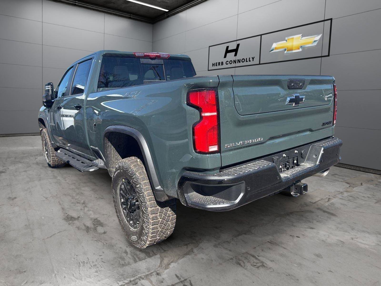 New 2026 Chevrolet Silverado 2500 ZR2 w/ LPO, Dark Essentials Package image 12